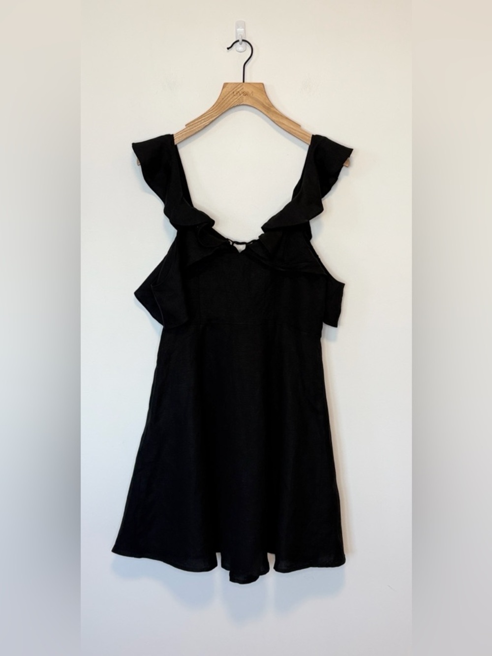 ASTR The Label Emi Black Cold Shoulder Ruffle Fit & Flare Dress NWT, sz : med - Picture 5 of 12